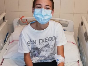 Összefogtak a sztárok a leukémiás kisfiúért