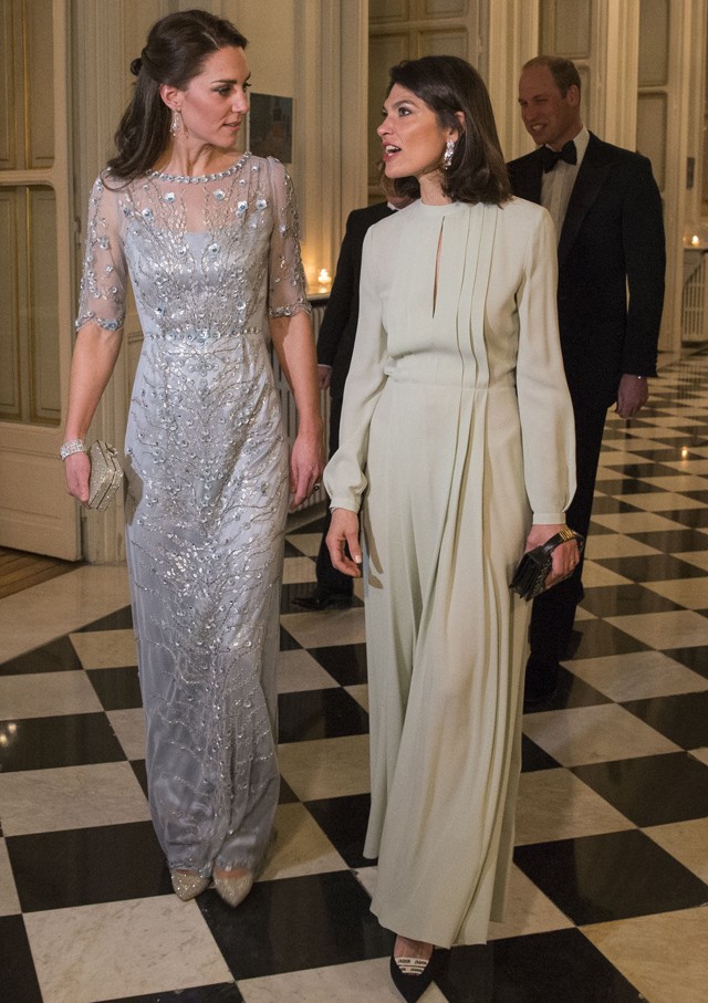 Kate Middleton Jenny Packham ruhában