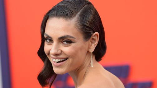 Drámaian tökéletes volt Mila Kunis ebben a ruhában