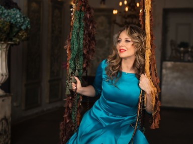 Pokorny Lia: „Szeretettel kell nézni a szenvedő önmagunkat”