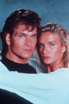 1989-ben Lynch Patrick Swayze oldalán szerepelt az Országúti diszkó című akciófilmben.