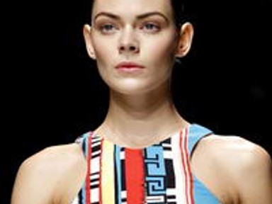 Lehengerlő visszatérés!