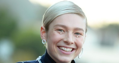 Az Eufória transznemű sztárja elképesztően nézett ki a vörös szőnyegen