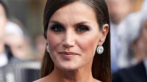 Letícia királyné melltartó villantása annyira kínos, hogy oda sem bírunk nézni