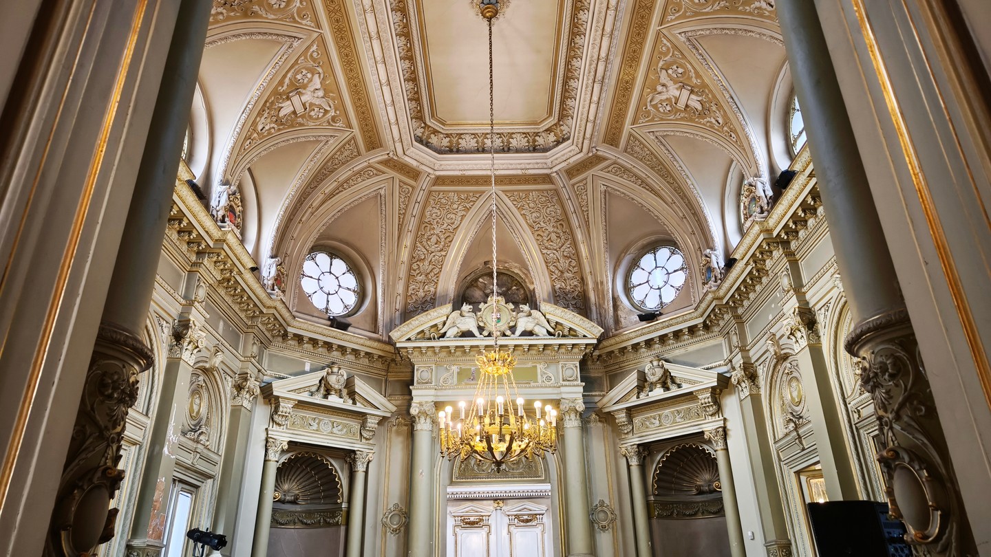 A kupolacsarnok a Nyugati pályaudvaron