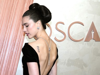 6 kísértetiesen szép rejtett utalás, amit nem biztos, hogy észrevettél az Oscar-gála vörös szőnyegén