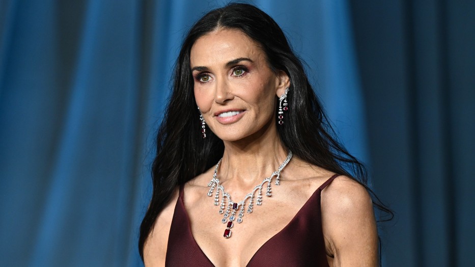 Demi Moore álomszép ruhája láttán leesett az állunk