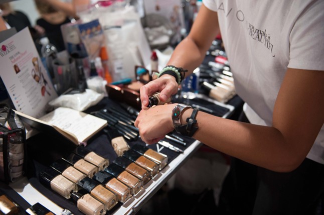 Kukkants be a New York Fashion Week kulisszái mögé az AVON-nal!