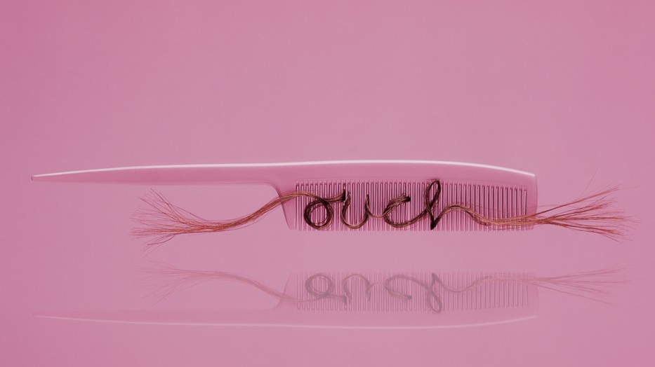 Ez a TikTok videó megmutatja miért tisztítsd gyakrabban a fésűd