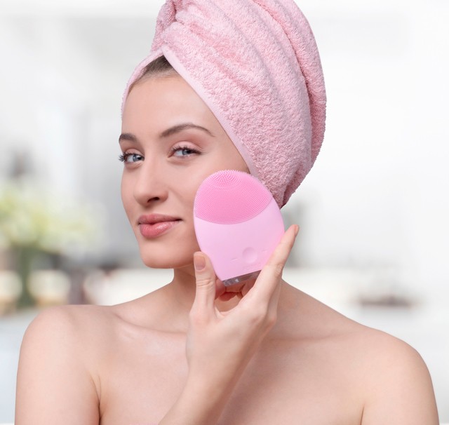 Neked is lehet olyan ragyogó bőröd az esküvődön, mint Meghan Markle-nek, ez az okos kis eszköz kell csak hozzá