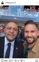 Rácz Jenő az egykori brazil válogatott Roberto Carlost is elkapta egy fotóra a Puskás Arénában