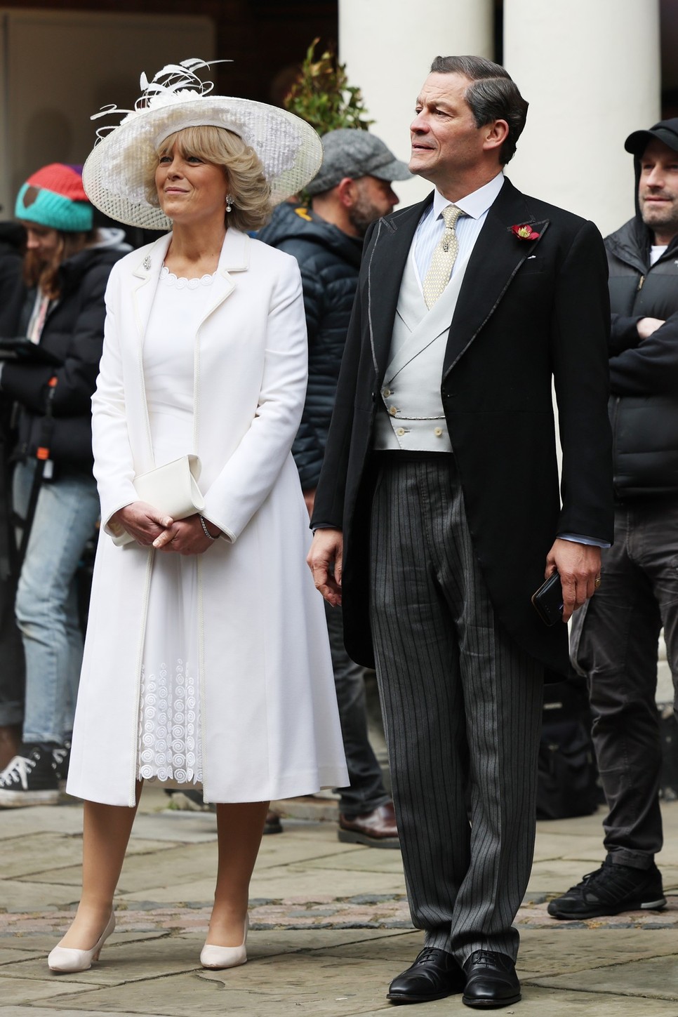 Forog A korona 6. évada, nemrég vették fel Károly király és Kamilla királyné esküvői jelenetét