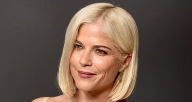 Selma Blair súlyos betegsége ellenére is beragyogta a vörös szőnyeget, üzenete az élni akarásról csontig hatol
