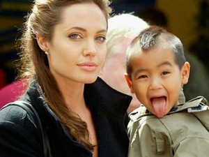 Angelina Jolie olyan dolgot csinált gyerekeivel, amit sosem néznél ki belőle