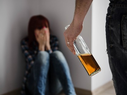 5 baljós jel, ami bántalmazó kapcsolatra utal