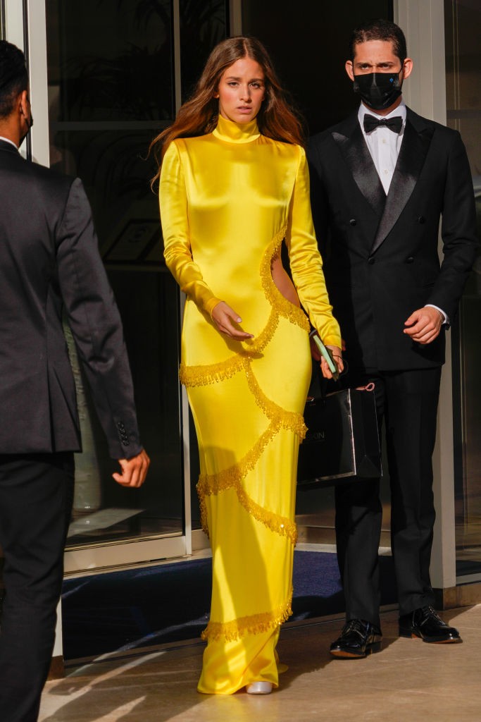  Fotó: Marc Piasecki - Coco König egy Tony Ward ruhában érkezett a 2021-es Amfar gálára