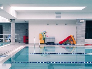 A legbunkóbb uszoda a világon: menstruálsz, kint maradsz!