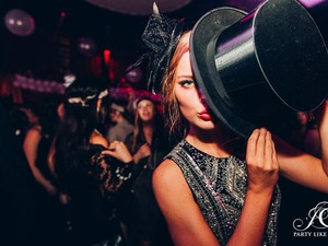 Dekandens, káprázatos buli a nagy Gatsbyvel!