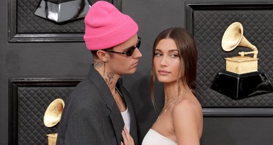 Itt tart most Hailey Bieber és Justin Bieber házassága: egy bennfentes árulta el a megdöbbentő részleteket a pár kapcsolatáról