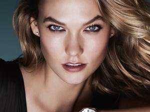 Világsztárokkal érkezik a Huawei Watch