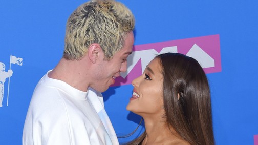 Micsoda? Ariana Grande vőlegénye a merevedésével hízeleg a párjának