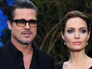 Hidegrázás: Angelina Jolie és Brad Pitt összes gyermeke egy fotón