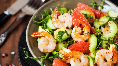 Színes, ropogós, egyszerűen tökéletes ez a saláta