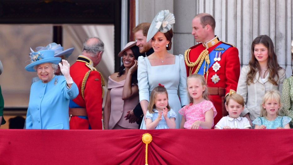 Erzsébet királynő 12 dédunokával büszkélkedhetett - Gyönyörű jelentése van a nevüknek