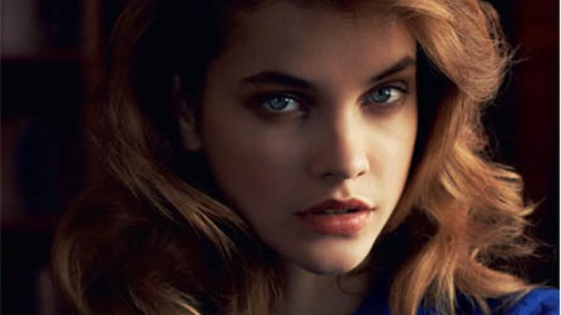 Palvin Barbi a német Vogue előkelő divatanyagában