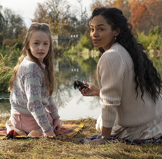 A Bly-udvarház szelleme nem olyan ijesztő, mint a Hill-ház szelleme - mégis sokkal érdekesebb