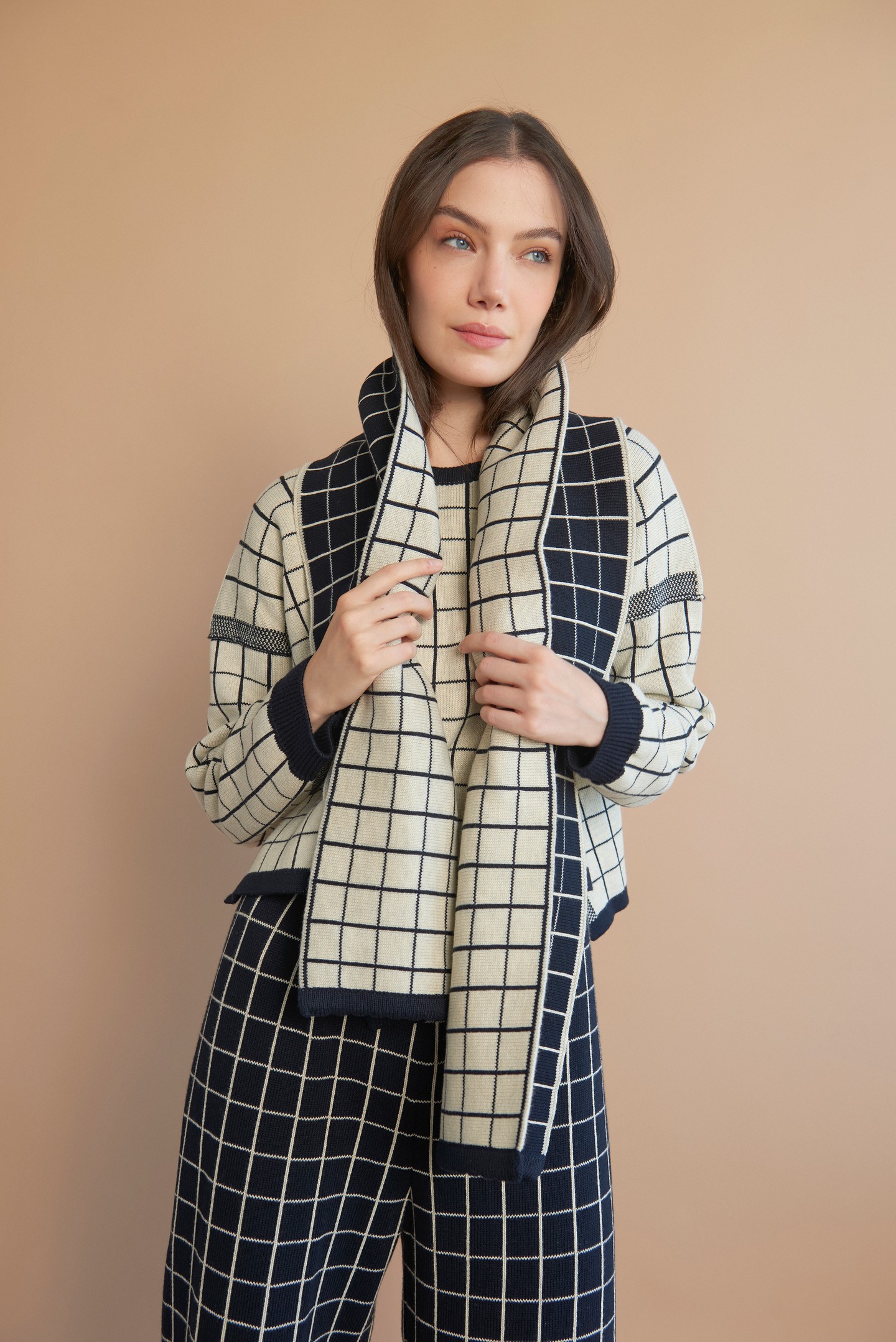 OAT AVA Olive's Grid kapszulakollakció Fotó: Kecskés Márton