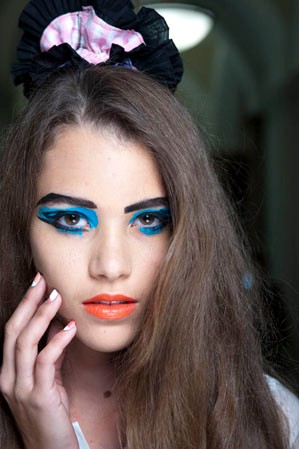 Vivienne Westwood ezúttal is hű maradt önmagához és lázadó stílusához