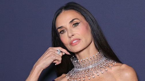 Demi Moore rövid hajjal tűnt fel a cannes-i filmfesztiválon, elképesztően jól áll neki ez a frizura