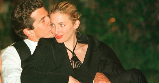 Ki volt Carolyn Bessette, akiért John F. Kennedy Jr. egészen a tragikus halálukig rajongott?
