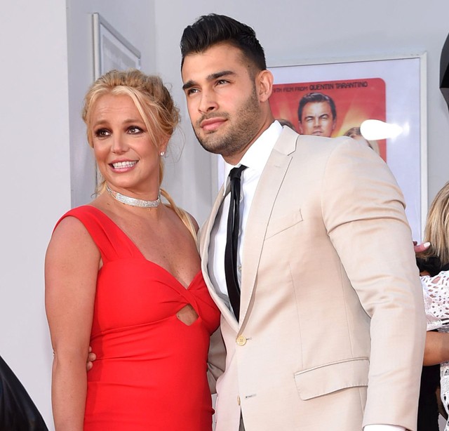 Ezért gondolja mindenki, hogy Britney-t eljegyezték, pedig....