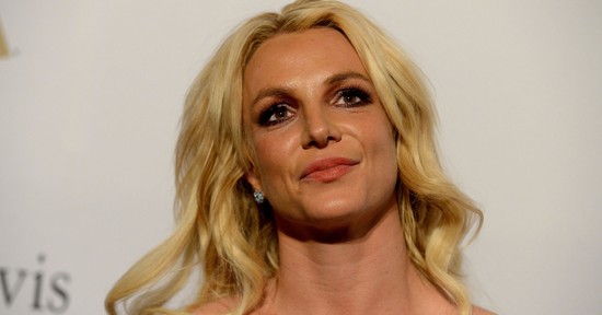 Letartóztatták Britney Spearst, ezért vitte be a kaliforniai autópályarendőrség az énekesnőt
