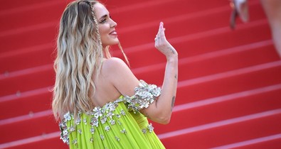 Chiara Ferragni meztelenruhával áll ki a nők jogaiért