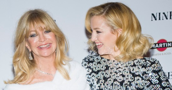 Kate Hudson és Goldie Hawn ikrekként ragyogtak a vörös szőnyegen