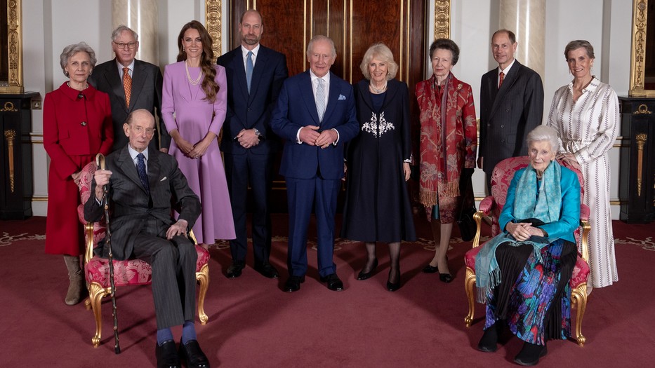 Új portré jelent meg a brit királyi család aktívan dolgozó tagjairól a néhai Erzsébet királynő 100. születésnapja apropójából