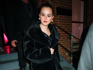 Selena Gomez reagált Hailey Bieber terhességére, ráadásul nem is akárhogy