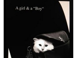 Lagerfeld cicafüleket növesztett