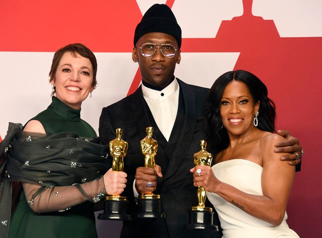 Olivia Colman, Mahershala Ali és Regina King 2019 Oscar-díjas színészei