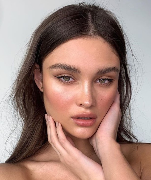 Szappannal a tökéletes szemöldökért: ezt a szuperolcsó trükköt ismerned kell