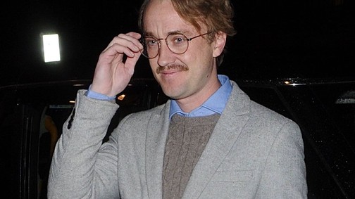 Tom Felton pajkos bajszával elnyerte a hét legstílusosabb pasijának járó díjat