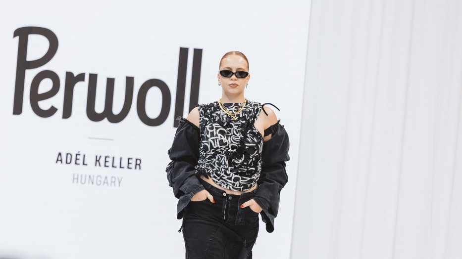 Keller Adál a Perwoll kifutóján mutatta be, hogy az újragondolt divat mennyire izgalmas tud lenni