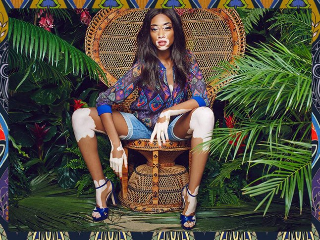 Kirobbanó vidámság és színkavalkád a Desigual kampányában