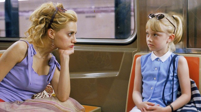 Brittany Murphy és Dakota Fanning a Nagydumás kiscsajokban