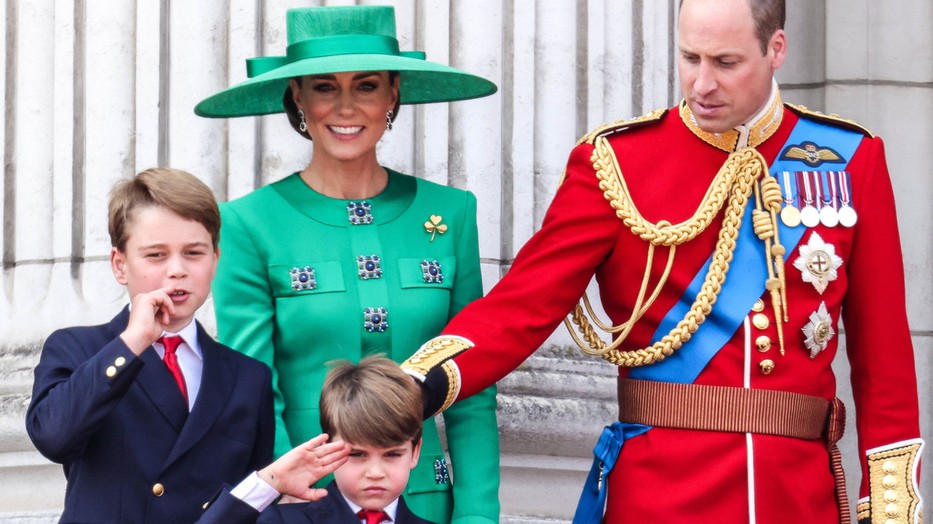 Ez a kapocs örökre összeköti Vilmos herceget, György herceget és Lajos herceget