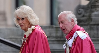 Friss hírek! Kamilla királyné fontos részletet árult el Károly király állapotáról