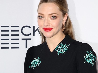 Hatalmas pocak! Amanda Seyfried hamarosan anya lesz